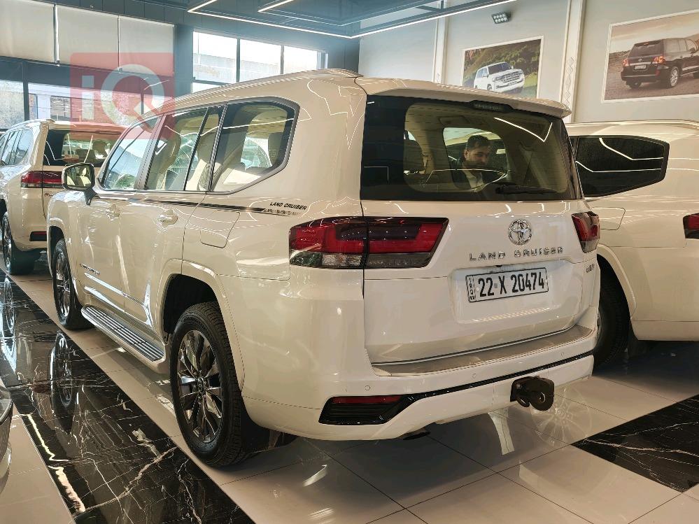 تويوتا لاندكروزر